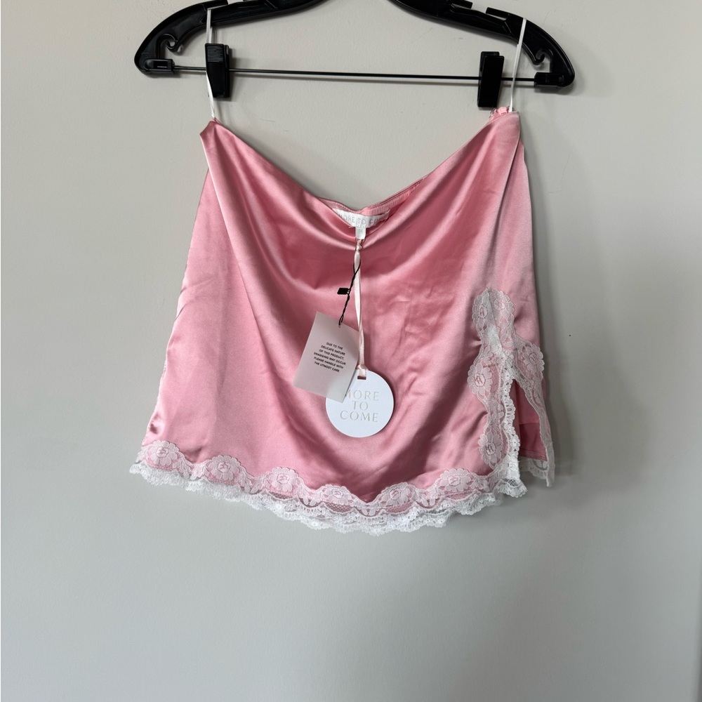 Pink Satin Mini Skirt with White Lace Trim - Picture 2 of 3